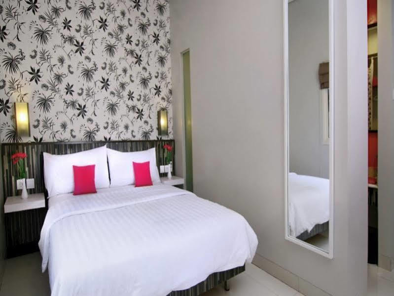 Grand Lifestyle Hotel Denpasar Exterior foto